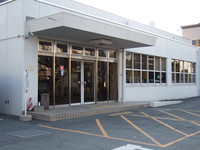 Medium_01　建物出入口
